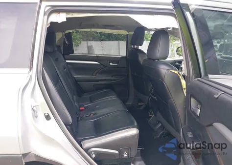 2015 Toyota Highlander Xle V6 from USA, damaged, VIN 5TDJKRFH9FS135872